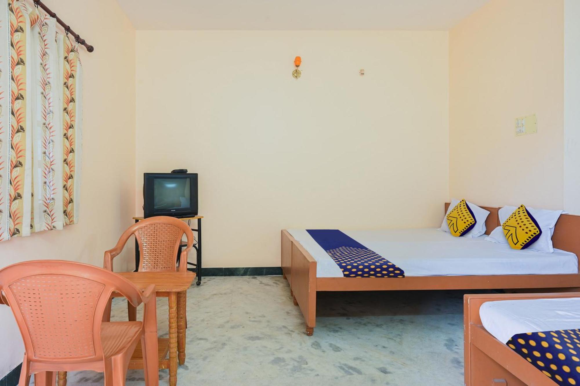 Hotel O Vel Vel Guest House Palni Bagian luar foto